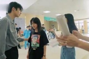 娱乐吃瓜站,揭秘明星们的幕后故事